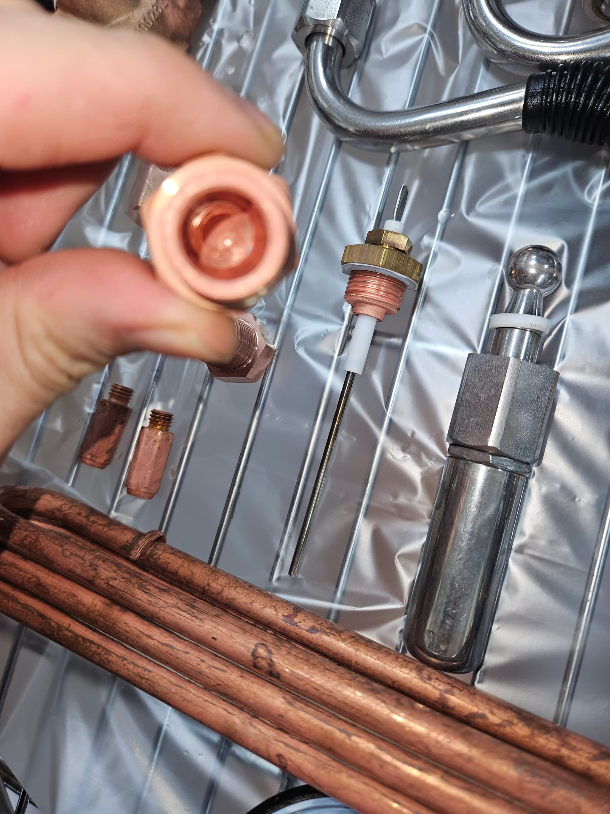 반자동 배관 디스케일링 후