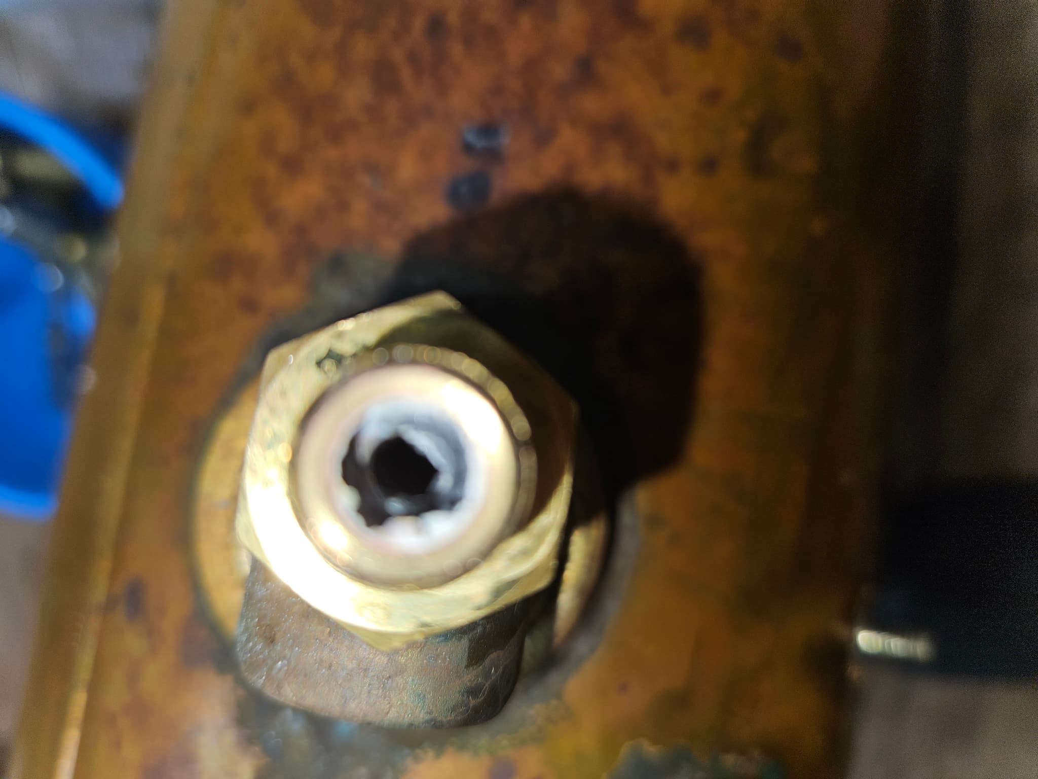 반자동 배관 디스케일링 전